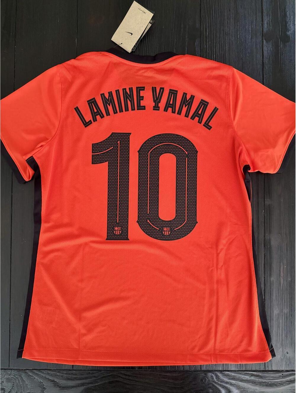 Women Nike FC Barcelona Lamine Yamal Orange Jersey - Size Large - Rare!